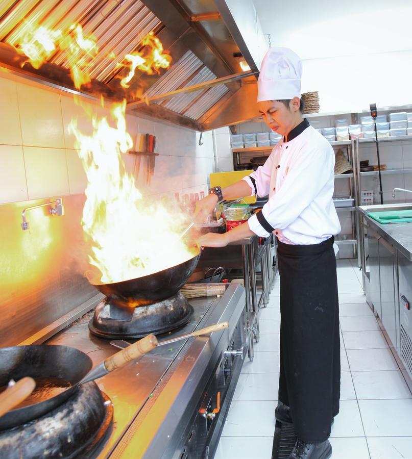 Fitra Hotel Majalengka Zewnętrze zdjęcie